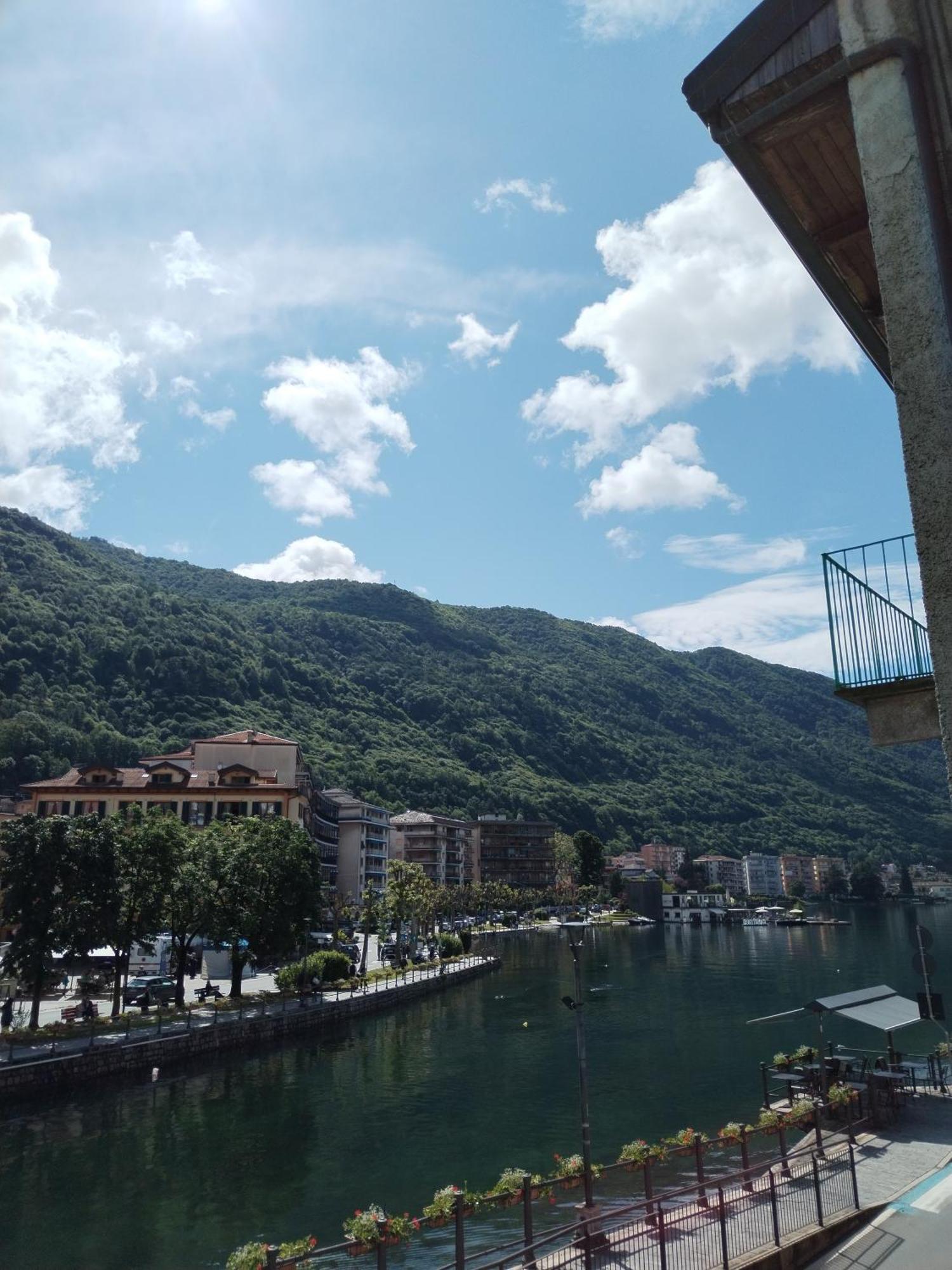 Un Balcone Sul Lago 奥梅尼亚 外观 照片